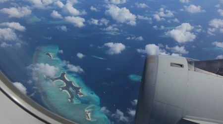Vista aerea das Maldivas