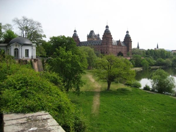 Aschaffenburg Schloss Johannisburg Bate-volta a partir de Frankfurt Aschaffenburg