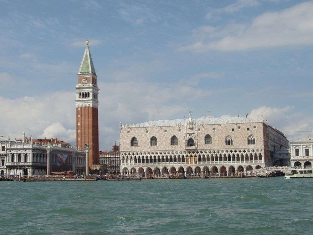 Veneza Campanile San Marco capa