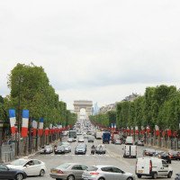 Champs-Élysées e Arco do Triunfo Champs-Élysées e Arco do Triunfo