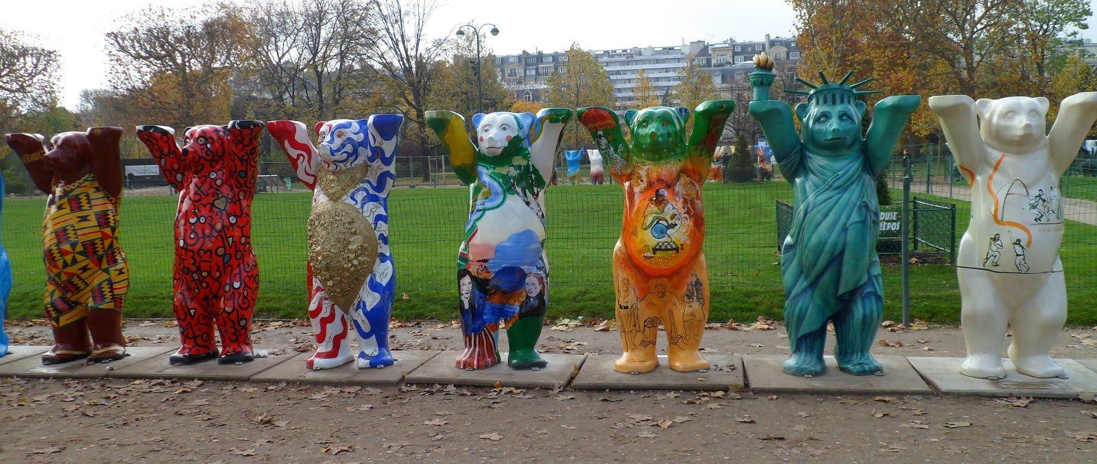 buddy bears em Paris