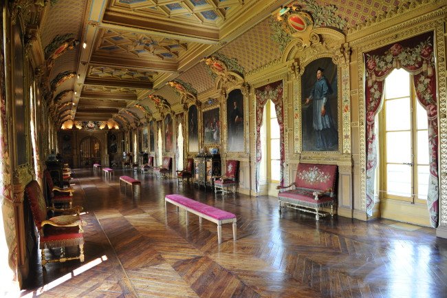 Château de Maintenon interior