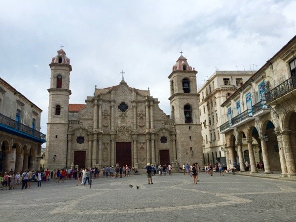 Plaza de la catedral, Havana