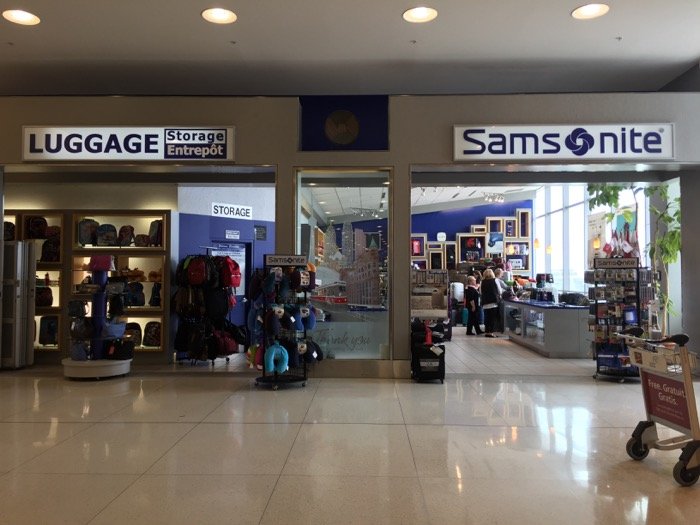 Onde deixar as malas no aeroporto de Toronto
