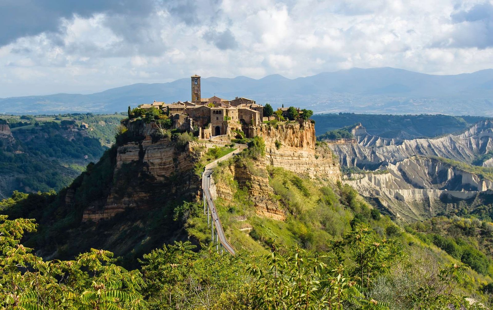 Civita Bagnoregio Catherine Kerr Unsplash