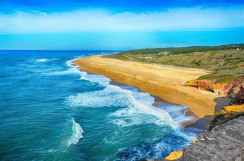 Nazaré em Portugal - muito mais que uma onda gigante