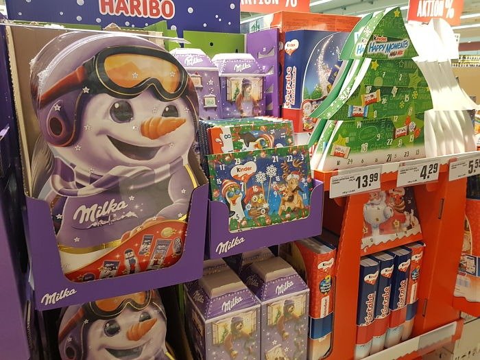 Tradições de Natal na Alemanha adventskalendar kinder