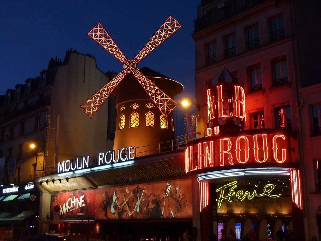 Moulin Rouge em Paris